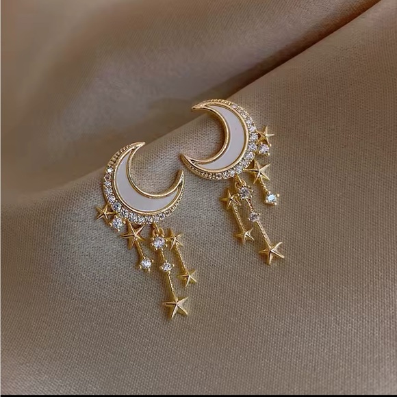 Gold Filled Cubic Zirconia Star Moon Earrings - Picture 1 of 1